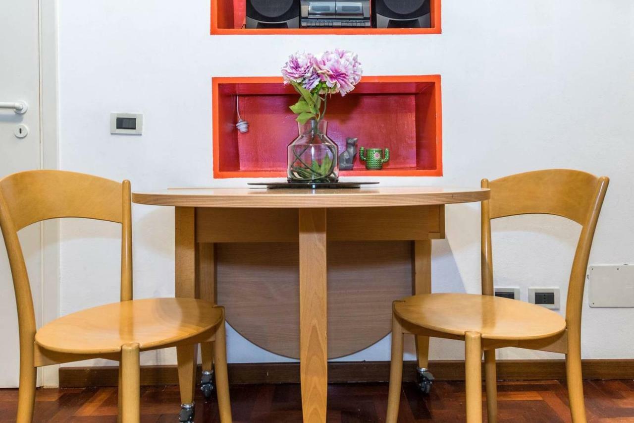 Altido Colorful Studio For 2 Close To Sforzesco Castle Милано Екстериор снимка